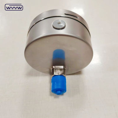 Mesure de qualité industrielle et précise Remplie avec précision de pression du liquide ± 1,6% de montage à pleine échelle Montage inférieur